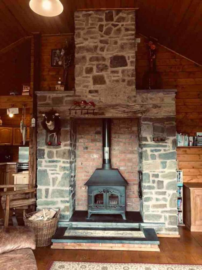 George Cabin - Log Cabin In Wales With Hot Tub ニュータウン エクステリア 写真