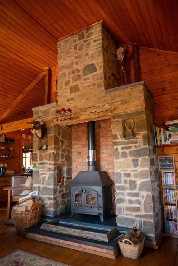 George Cabin - Log Cabin In Wales With Hot Tub ニュータウン エクステリア 写真